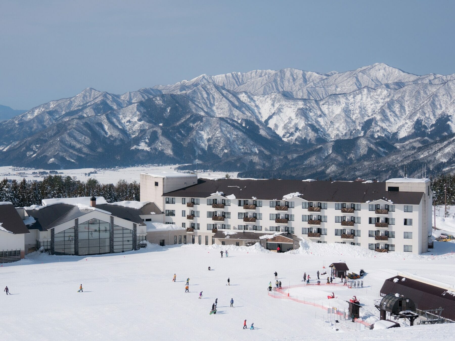 関西スキー場ゲレンデ直結ホテル
